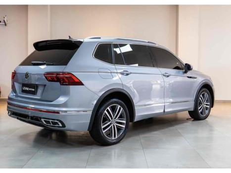 VOLKSWAGEN Tiguan 1.4 250 TSI TOTAL FLEX ALLSPACE COMFORTLINE TURBO AUTOMTICO TIPTRONIC, Foto 3