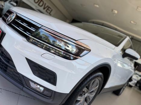 VOLKSWAGEN Tiguan 1.4 250 TSI TOTAL FLEX ALLSPACE COMFORTLINE TURBO AUTOMTICO TIPTRONIC, Foto 3