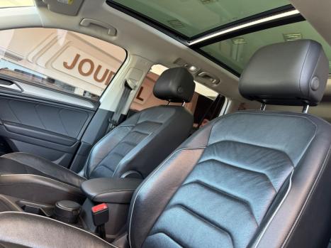 VOLKSWAGEN Tiguan 1.4 250 TSI TOTAL FLEX ALLSPACE COMFORTLINE TURBO AUTOMTICO TIPTRONIC, Foto 19