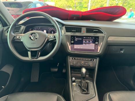 VOLKSWAGEN Tiguan 1.4 250 TSI TOTAL FLEX ALLSPACE COMFORTLINE TURBO AUTOM�TICO TIPTRONIC, Foto 8