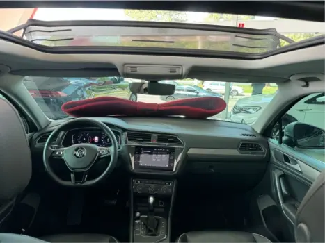 VOLKSWAGEN Tiguan 1.4 16V 4P TSI TURBO DSG AUTOM�TICO, Foto 7