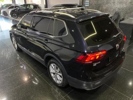 VOLKSWAGEN Tiguan 1.4 16V 4P TSI TURBO DSG AUTOM�TICO, Foto 8