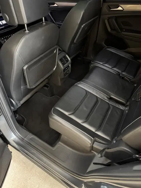 VOLKSWAGEN Tiguan 1.4 250 TSI TOTAL FLEX ALLSPACE COMFORTLINE TURBO AUTOM�TICO TIPTRONIC, Foto 8