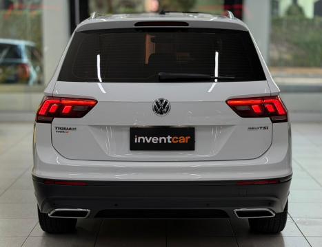 VOLKSWAGEN Tiguan 1.4 250 TSI TOTAL FLEX ALLSPACE COMFORTLINE TURBO AUTOM�TICO TIPTRONIC, Foto 4