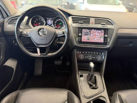 VOLKSWAGEN Tiguan 1.4 250 TSI TOTAL FLEX ALLSPACE TURBO AUTOM�TICO TIPTRONIC, Foto 6