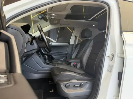 VOLKSWAGEN Tiguan 1.4 250 TSI TOTAL FLEX ALLSPACE TURBO AUTOM�TICO TIPTRONIC, Foto 14