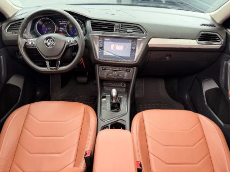 VOLKSWAGEN Tiguan 1.4 250 TSI TOTAL FLEX ALLSPACE COMFORTLINE TURBO AUTOM�TICO TIPTRONIC, Foto 3