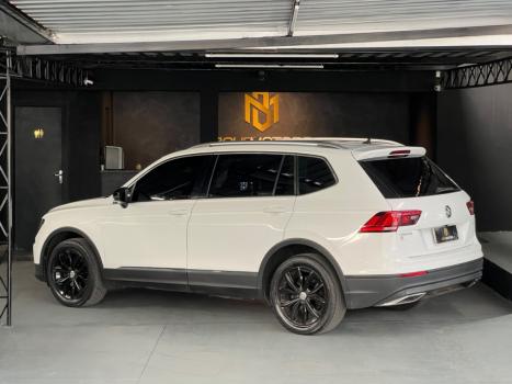 VOLKSWAGEN Tiguan 1.4 250 TSI TOTAL FLEX ALLSPACE COMFORTLINE TURBO AUTOM�TICO TIPTRONIC, Foto 3