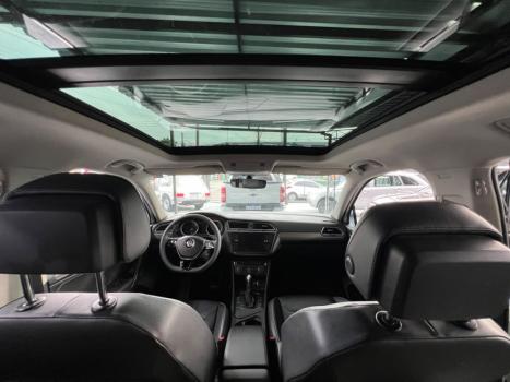 VOLKSWAGEN Tiguan 1.4 250 TSI TOTAL FLEX ALLSPACE COMFORTLINE TURBO AUTOM�TICO TIPTRONIC, Foto 10