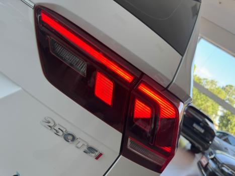 VOLKSWAGEN Tiguan 1.4 16V 4P TSI TURBO DSG AUTOM�TICO, Foto 8