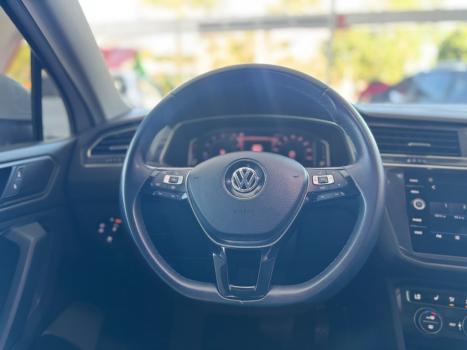VOLKSWAGEN Tiguan 1.4 16V 4P TSI TURBO DSG AUTOM�TICO, Foto 14
