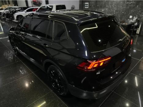 VOLKSWAGEN Tiguan 1.4 250 TSI TOTAL FLEX ALLSPACE COMFORTLINE TURBO AUTOM�TICO TIPTRONIC, Foto 7