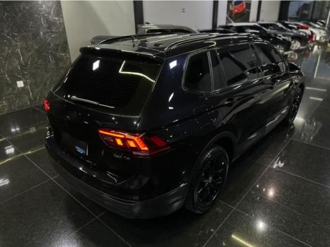 VOLKSWAGEN Tiguan 1.4 250 TSI TOTAL FLEX ALLSPACE COMFORTLINE TURBO AUTOM�TICO TIPTRONIC, Foto 8