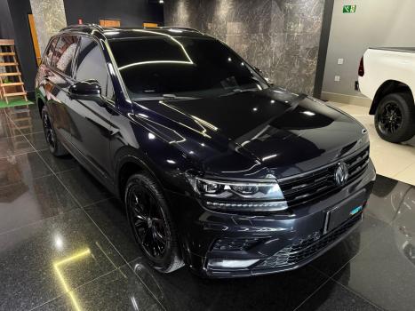 VOLKSWAGEN Tiguan 1.4 250 TSI TOTAL FLEX ALLSPACE COMFORTLINE TURBO AUTOM�TICO TIPTRONIC, Foto 2
