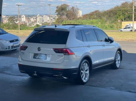 VOLKSWAGEN Tiguan 1.4 250 TSI TOTAL FLEX ALLSPACE COMFORTLINE TURBO AUTOM�TICO TIPTRONIC, Foto 27
