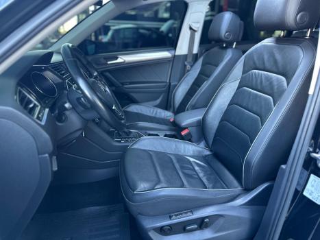 VOLKSWAGEN Tiguan 1.4 250 TSI TOTAL FLEX ALLSPACE COMFORTLINE TURBO AUTOM�TICO TIPTRONIC, Foto 18