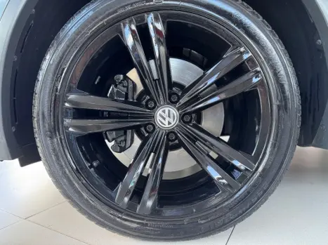 VOLKSWAGEN Tiguan 2.0 350 TSI TOTAL FLEX ALLSPACE R-LINE 4-MOTION TURBO AUTOMTICO DSG, Foto 4