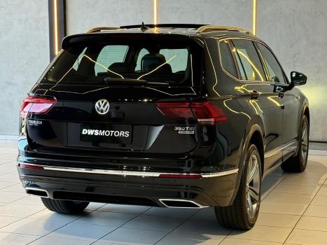 VOLKSWAGEN Tiguan 2.0 350 TSI TOTAL FLEX ALLSPACE R-LINE 4-MOTION TURBO AUTOMÁTICO DSG, Foto 8 VOLKSWAGEN Tiguan 2.0 350 TSI TOTAL FLEX ALLSPACE R-LINE 4-MOTION TURBO AUTOMÁTICO DSG, Foto 8