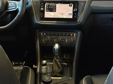 VOLKSWAGEN Tiguan 2.0 350 TSI TOTAL FLEX ALLSPACE R-LINE 4-MOTION TURBO AUTOMÁTICO DSG, Foto 15 VOLKSWAGEN Tiguan 2.0 350 TSI TOTAL FLEX ALLSPACE R-LINE 4-MOTION TURBO AUTOMÁTICO DSG, Foto 15