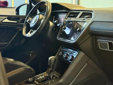 VOLKSWAGEN Tiguan 2.0 16V 4P TSI 350 TURBO R-LINE 4MOTION DSG AUTOMTICO, Foto 24