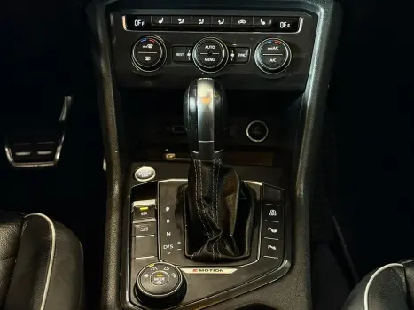 VOLKSWAGEN Tiguan 2.0 16V 4P TSI 350 TURBO R-LINE 4MOTION DSG AUTOM�TICO, Foto 19