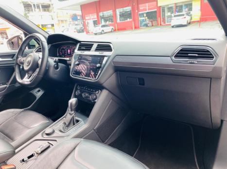 VOLKSWAGEN Tiguan 2.0 350 TSI TOTAL FLEX ALLSPACE R-LINE 4-MOTION TURBO AUTOM�TICO DSG, Foto 13