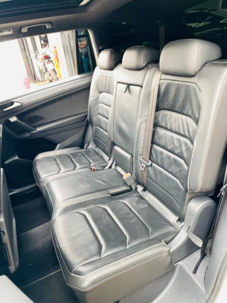 VOLKSWAGEN Tiguan 2.0 350 TSI TOTAL FLEX ALLSPACE R-LINE 4-MOTION TURBO AUTOM�TICO DSG, Foto 14