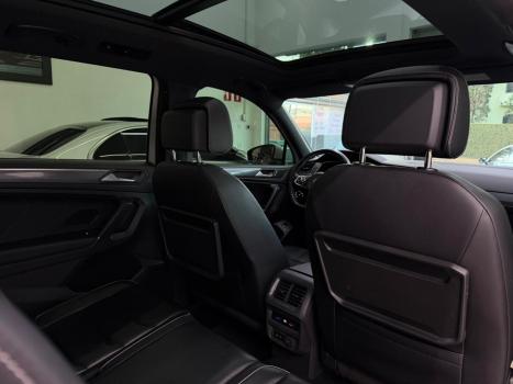 VOLKSWAGEN Tiguan 2.0 16V 4P TSI 350 TURBO R-LINE 4MOTION DSG AUTOM�TICO, Foto 13