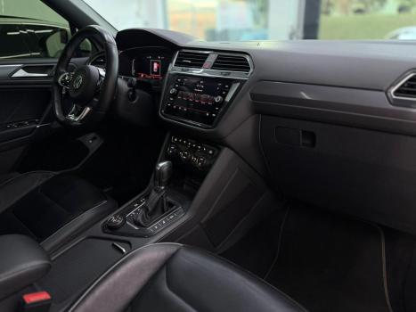 VOLKSWAGEN Tiguan 2.0 16V 4P TSI 350 TURBO R-LINE 4MOTION DSG AUTOM�TICO, Foto 17