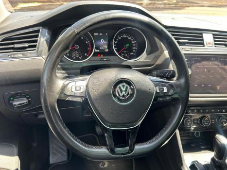 VOLKSWAGEN Tiguan 2.0 350 TSI TOTAL FLEX ALLSPACE R-LINE 4-MOTION TURBO AUTOM�TICO DSG, Foto 4
