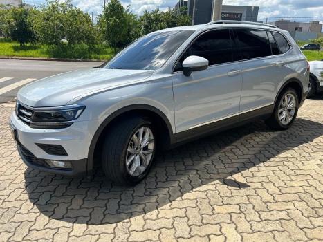 VOLKSWAGEN Tiguan 2.0 350 TSI TOTAL FLEX ALLSPACE R-LINE 4-MOTION TURBO AUTOM�TICO DSG, Foto 5