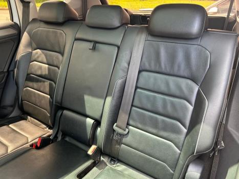 VOLKSWAGEN Tiguan 2.0 350 TSI TOTAL FLEX ALLSPACE R-LINE 4-MOTION TURBO AUTOM�TICO DSG, Foto 12