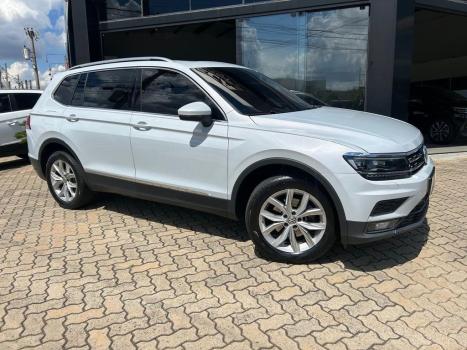 VOLKSWAGEN Tiguan 2.0 350 TSI TOTAL FLEX ALLSPACE R-LINE 4-MOTION TURBO AUTOM�TICO DSG, Foto 13