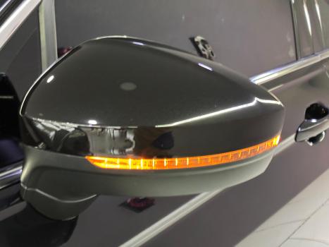 VOLKSWAGEN Tiguan 2.0 350 TSI TOTAL FLEX ALLSPACE R-LINE 4-MOTION TURBO AUTOM�TICO DSG, Foto 3