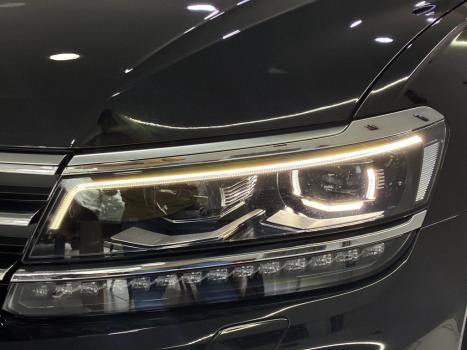 VOLKSWAGEN Tiguan 2.0 350 TSI TOTAL FLEX ALLSPACE R-LINE 4-MOTION TURBO AUTOM�TICO DSG, Foto 11