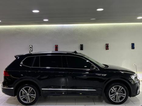 VOLKSWAGEN Tiguan 2.0 350 TSI TOTAL FLEX ALLSPACE R-LINE 4-MOTION TURBO AUTOM�TICO DSG, Foto 13
