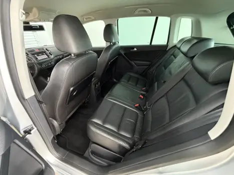 VOLKSWAGEN Tiguan 2.0 16V 4P FSI 4WD TURBO AUTOM�TICO, Foto 8