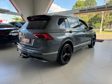 VOLKSWAGEN Tiguan 2.0 16V 4P TSI 4WD TURBO AUTOM�TICO, Foto 8