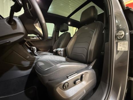 VOLKSWAGEN Tiguan 2.0 300 TSI ALLSPACE R-LINE TURBO AUTOM�TICO, Foto 19