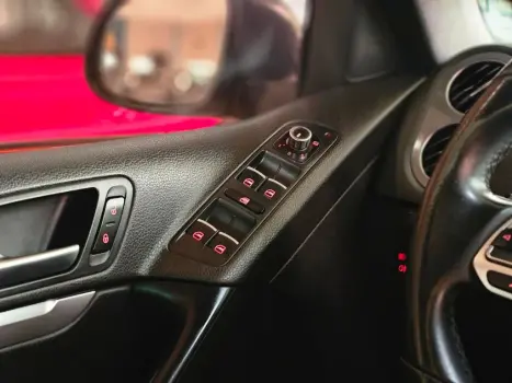 VOLKSWAGEN Tiguan 2.0 16V 4P TSI R-LINE TURBO AUTOM�TICO TIPTRONIC, Foto 10