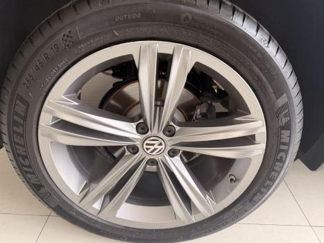 VOLKSWAGEN Tiguan 2.0 16V 4P TSI 350 TURBO R-LINE 4MOTION DSG AUTOM�TICO, Foto 10
