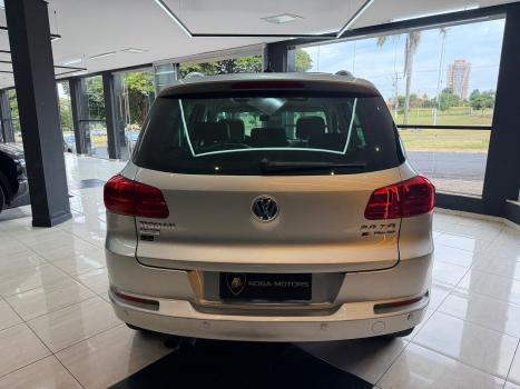 VOLKSWAGEN Tiguan 2.0 16V 4P FSI R-LINE TURBO AUTOM�TICO, Foto 4