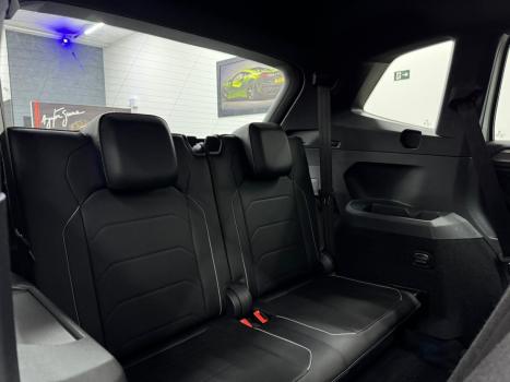 VOLKSWAGEN Tiguan 2.0 16V 4P TSI 350 TURBO R-LINE 4MOTION DSG AUTOM�TICO, Foto 13