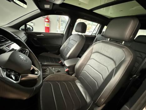 VOLKSWAGEN Tiguan 2.0 300 TSI ALLSPACE R-LINE TURBO AUTOM�TICO, Foto 5
