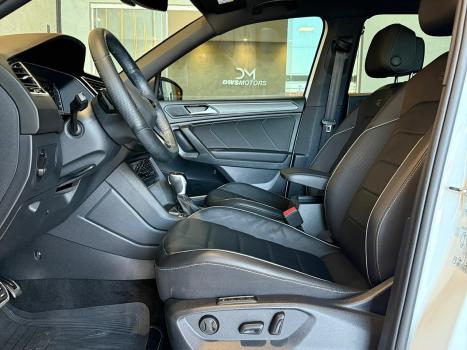 VOLKSWAGEN Tiguan 2.0 16V 4P TSI 300 TURBO R-LINE AUTOM�TICO, Foto 10
