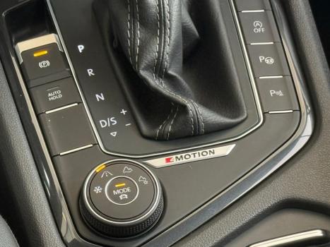 VOLKSWAGEN Tiguan 2.0 16V 4P TSI 300 TURBO R-LINE AUTOMÁTICO, Foto 18
