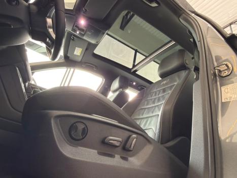 VOLKSWAGEN Tiguan 2.0 16V 4P TSI 300 TURBO R-LINE AUTOMÁTICO, Foto 20