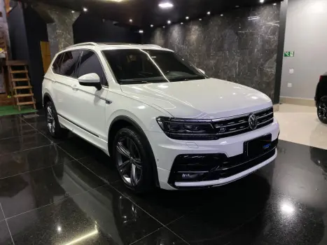 VOLKSWAGEN Tiguan , Foto 2