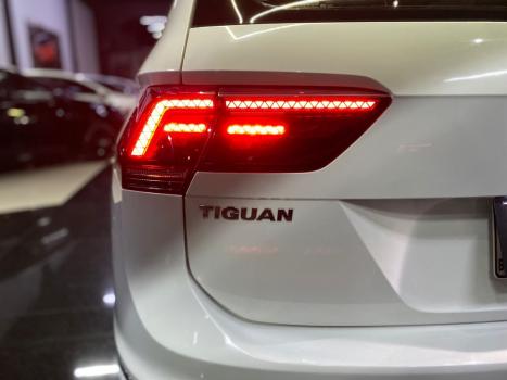 VOLKSWAGEN Tiguan , Foto 21