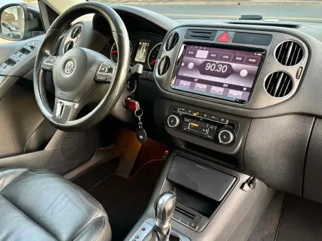 VOLKSWAGEN Tiguan , Foto 9